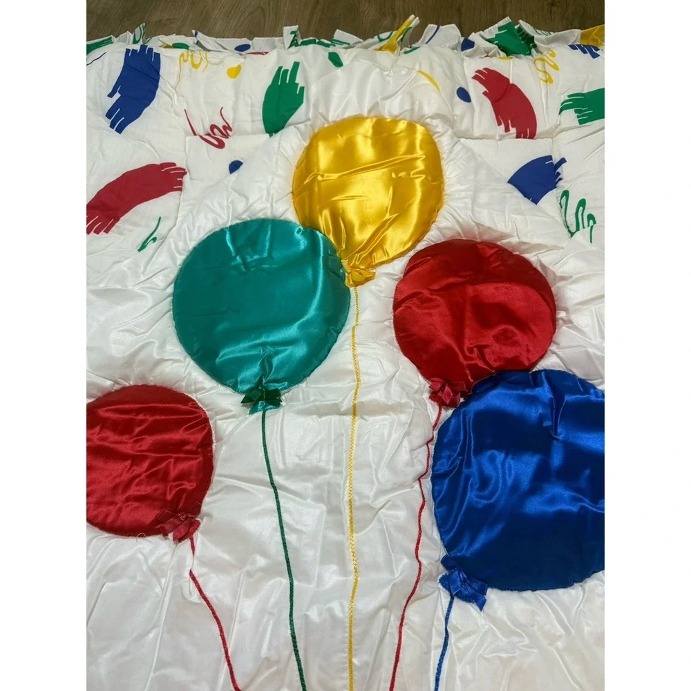 VTG 80's/90's Satin Baby‎ Crib Blanket Balloon Splash Ruffle Quilt Thick 37